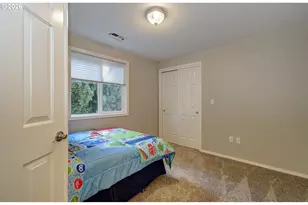 11411 NW 8th Ct, Vancouver, WA 98685 - Photo 17