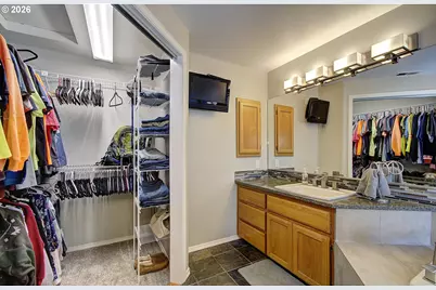 11411 NW 8th Ct, Vancouver, WA 98685 - Photo 29