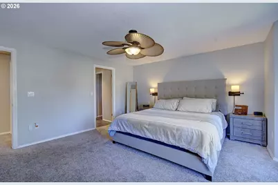 11411 NW 8th Ct, Vancouver, WA 98685 - Photo 33