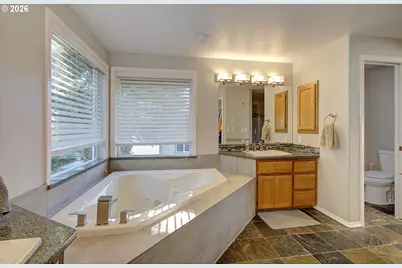 11411 NW 8th Ct, Vancouver, WA 98685 - Photo 31
