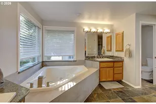 11411 NW 8th Ct, Vancouver, WA 98685 - Photo 31