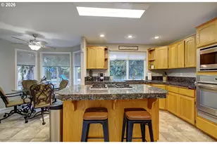 11411 NW 8th Ct, Vancouver, WA 98685 - Photo 13