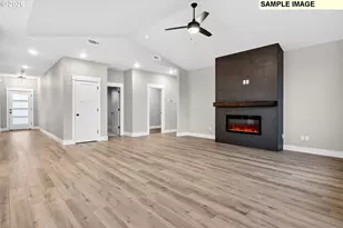 305 E Caribou Ct, La Center, WA 98629 - Photo 5