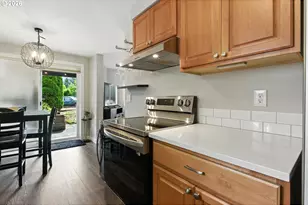 47 Eagle Crest Dr, Lake Oswego, OR 97035 - Photo 17