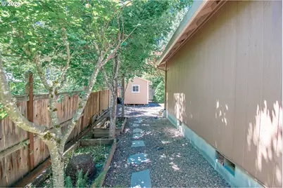 196 Buttercup Loop, Cottage Grove, OR 97424 - Photo 33