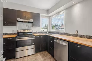 4933 N Yale St, Portland, OR 97203 - Photo 5