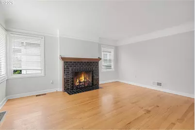 4933 N Yale St, Portland, OR 97203 - Photo 3
