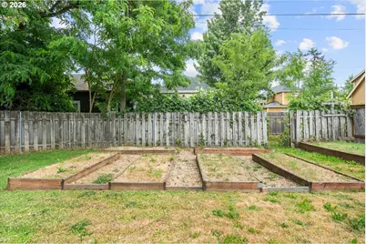 4933 N Yale St, Portland, OR 97203 - Photo 17