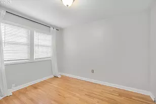 4933 N Yale St, Portland, OR 97203 - Photo 9