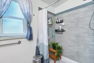2410 Lancaster Dr SE, Salem, OR 97317 - Photo 21