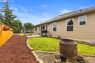 989 SE Fairway Dr, Myrtle Creek, OR 97457 - Photo 33