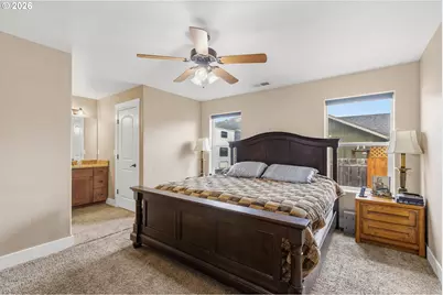 989 SE Fairway Dr, Myrtle Creek, OR 97457 - Photo 19