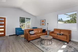 1332 Wasco St, Hood River, OR 97031 - Photo 3