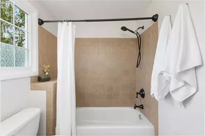 6021 SW 46th Ave, Portland, OR 97221 - Photo 27