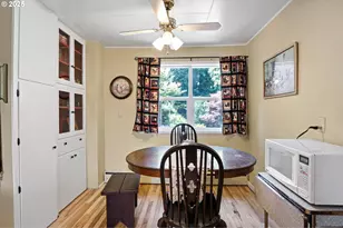 42799 Leaburg Dr, Walterville, OR 97489 - Photo 9