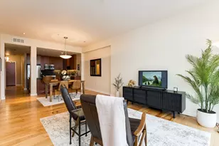 1025 NW Couch St, Portland, OR 97209 - Photo 11