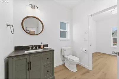5592 Burnett Ave #B, Eugene, OR 97402 - Photo 17