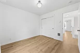 5592 Burnett Ave, Eugene, OR 97402 - Photo 25