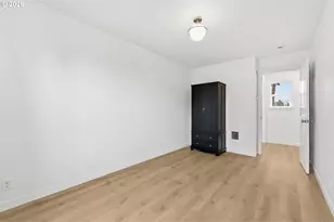 5592 Burnett Ave, Eugene, OR 97402 - Photo 25