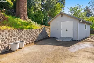 7275 SW Sylvan Ct, Portland, OR 97225 - Photo 31