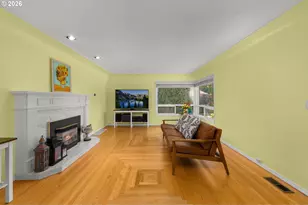 7275 SW Sylvan Ct, Portland, OR 97225 - Photo 5