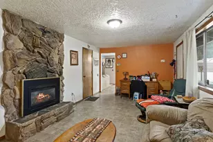 5904 NE 40th St, Vancouver, WA 98661 - Photo 13