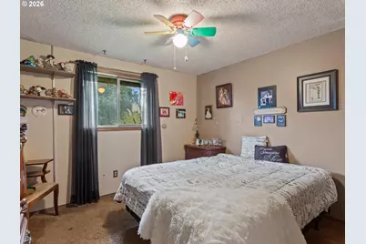 5904 NE 40th St, Vancouver, WA 98661 - Photo 17