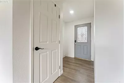 455 Crona St, Junction City, OR 97448 - Photo 5