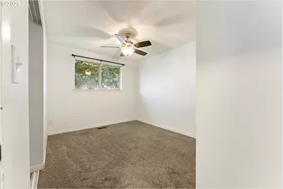 455 Crona St, Junction City, OR 97448 - Photo 11