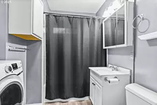 954 Elm St, Junction City, OR 97448 - Photo 15