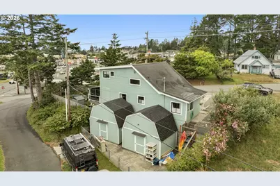 741 Pacific Ave, Brookings, OR 97415 - Photo 39