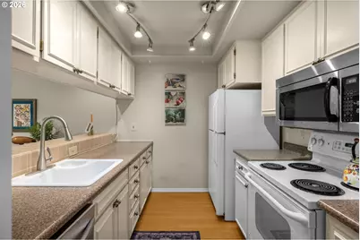 15695 SW 114th Ct #8, Portland, OR 97224 - Photo 11
