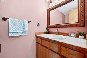 1438 NE Stile Dr, Hillsboro, OR 97124 - Photo 17