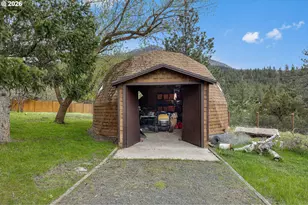 312 Edgewood Dr, Canyon City, OR 97820 - Photo 27