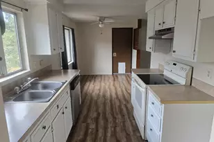 124 Donald Terrace, Myrtle Creek, OR 97457 - Photo 3