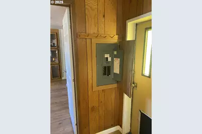 82891 Parker Ln, Dexter, OR 97431 - Photo 13