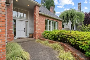 3420 Barrington Dr, West Linn, OR 97068 - Photo 3