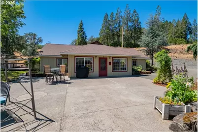 106 Green Valley Rd, Oakland, OR 97462 - Photo 41