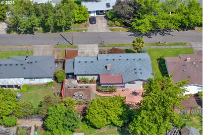 2672 Cheryl St, Eugene, OR 97408 - Photo 47