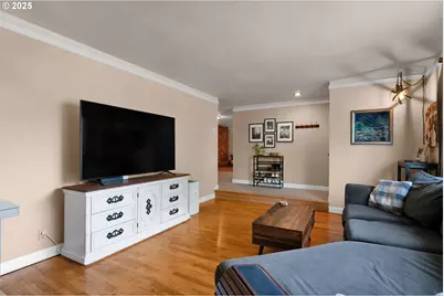 2672 Cheryl St, Eugene, OR 97408 - Photo 9