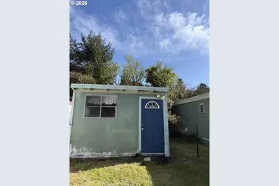 105 Beach Blvd #E, Winchester Bay, OR 97467 - Photo 15