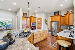 5394 Greenlea Way SE, Salem, OR 97317 - Photo 11