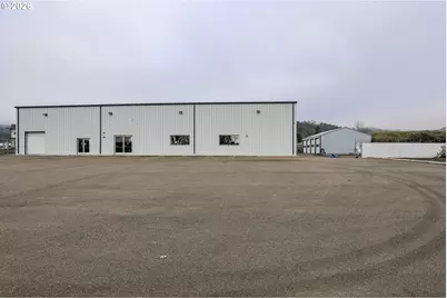 428 NE Newton Creek Dr, Roseburg, OR 97470 - Photo 35