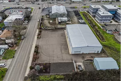 428 NE Newton Creek Dr, Roseburg, OR 97470 - Photo 41