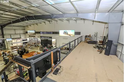 428 NE Newton Creek Dr, Roseburg, OR 97470 - Photo 13