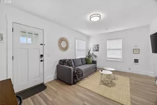 867 S 2nd St, Coos Bay, OR 97420 - Photo 3