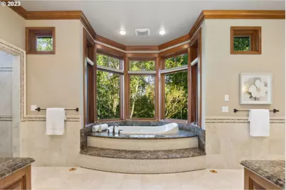 9838 NW Wind Ridge Dr, Portland, OR 97229 - Photo 21