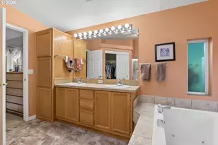 5345 Club Dr, Eugene, OR 97402 - Photo 35