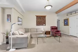 5345 Club Dr, Eugene, OR 97402 - Photo 17