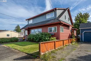 1307 3rd St, Tillamook, OR 97141 - Photo 3